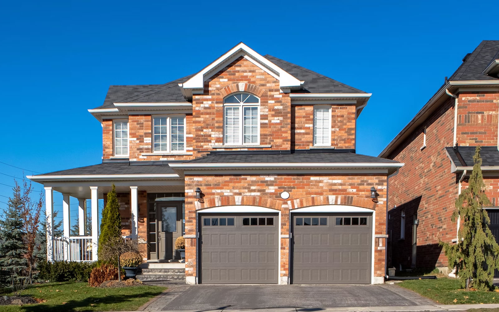 Top Tips For Residential Garage Door Maintenance